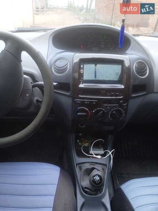 Седан Geely MK 2010 в Львові