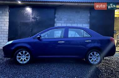 Седан Geely MK 2010 в Вараші