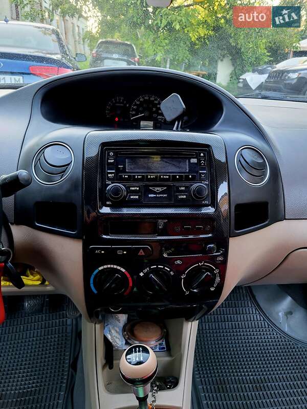 Седан Geely MK 2008 в Ровно