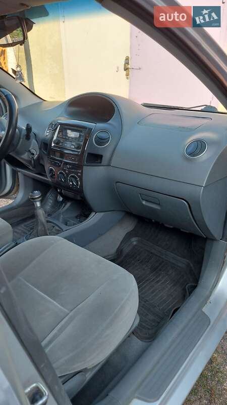 Седан Geely MK 2008 в Дніпрі