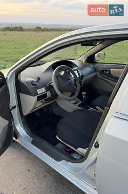 Седан Geely MK 2008 в 