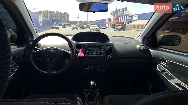 Седан Geely MK 2013 в Калуше