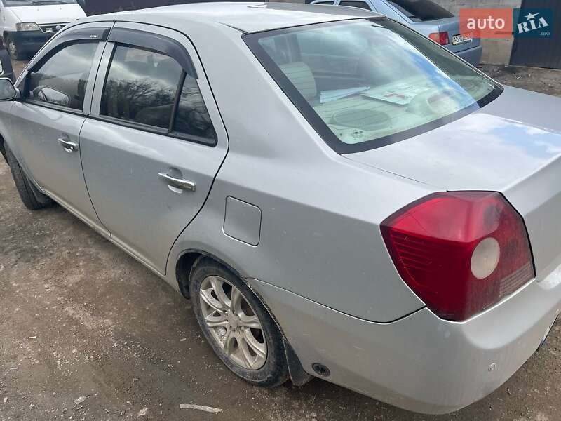 Geely MK 2010