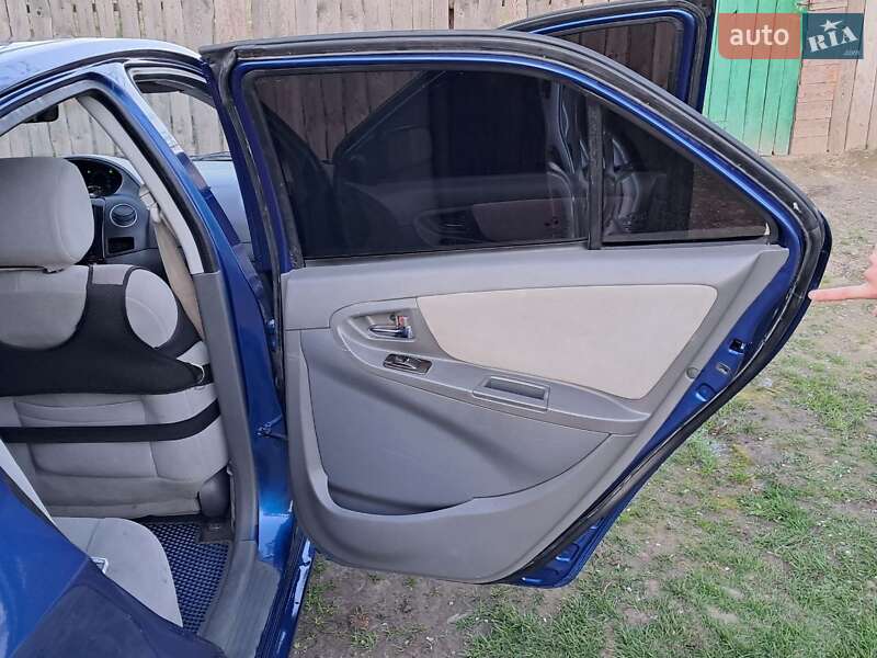 Седан Geely MK 2008 в Дерно