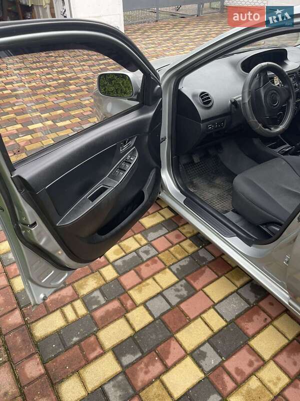 Седан Geely MK 2013 в Мукачево