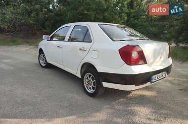 Седан Geely MK 2013 в 