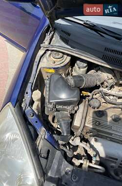 Седан Geely MK 2010 в Львові