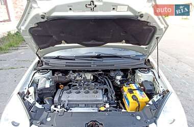 Седан Geely MK 2010 в 