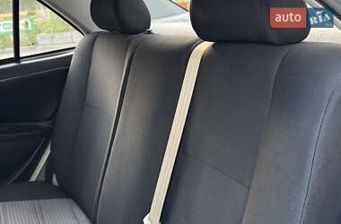 Седан Geely MK 2012 в 
