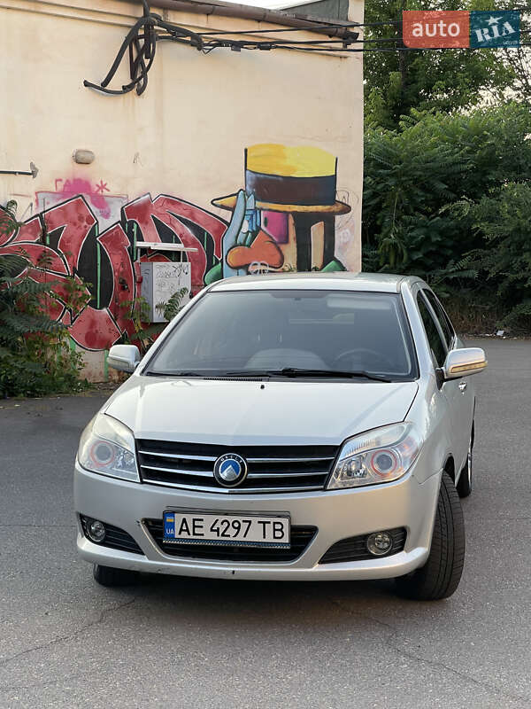 Седан Geely MK 2012 в Кривому Розі