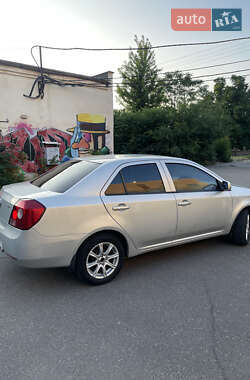 Седан Geely MK 2012 в 