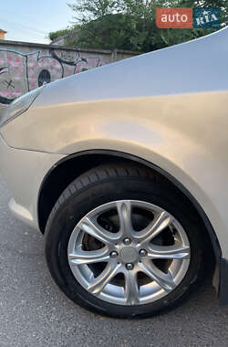 Седан Geely MK 2012 в 