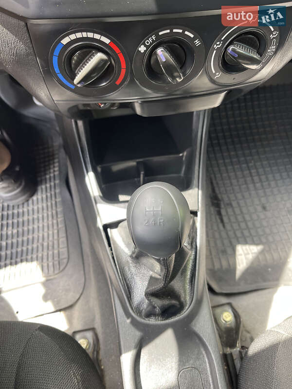 Седан Geely MK 2012 в Кривому Розі
