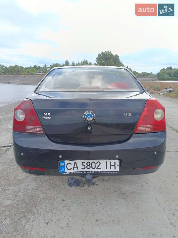 Седан Geely MK 2011 в Каневе