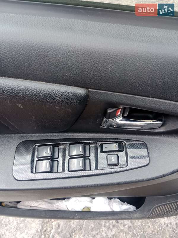Седан Geely MK 2011 в Стрию