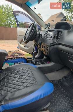 Седан Geely MK 2010 в 