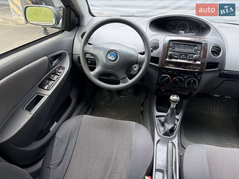 Седан Geely MK 2008 в Кам'янському