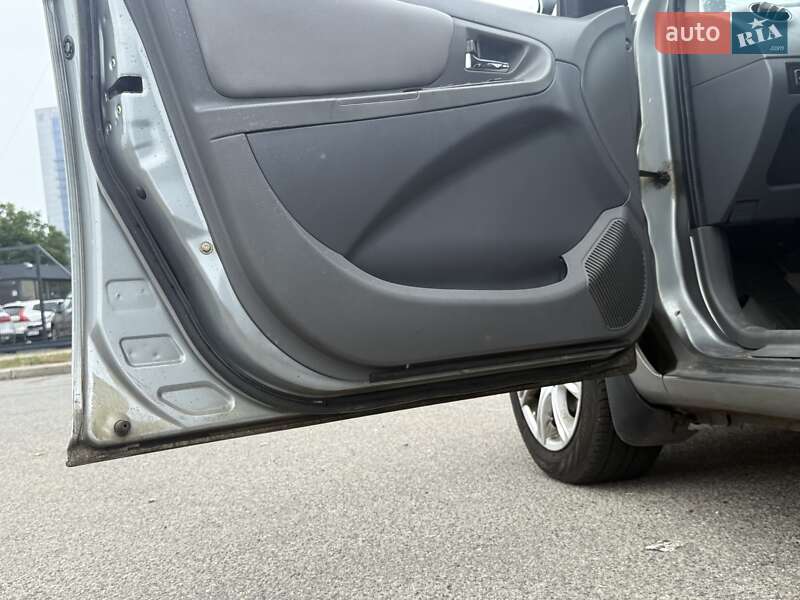 Седан Geely MK 2008 в Кам'янському