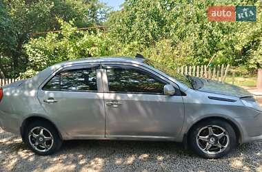 Седан Geely MK 2011 в 