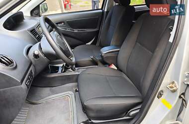 Седан Geely MK 2013 в 