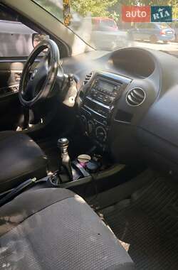 Седан Geely MK 2011 в 