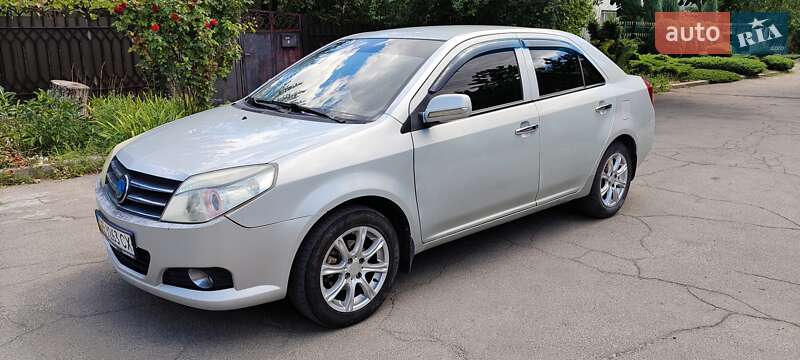 Geely MK 2013