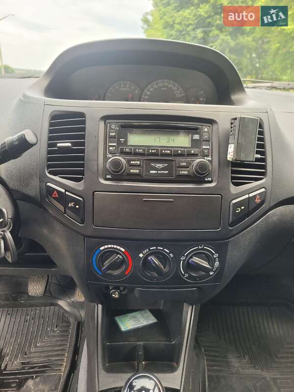 Седан Geely MK 2012 в Житомире фото 5 Седан Geely MK 2012 в Житомире