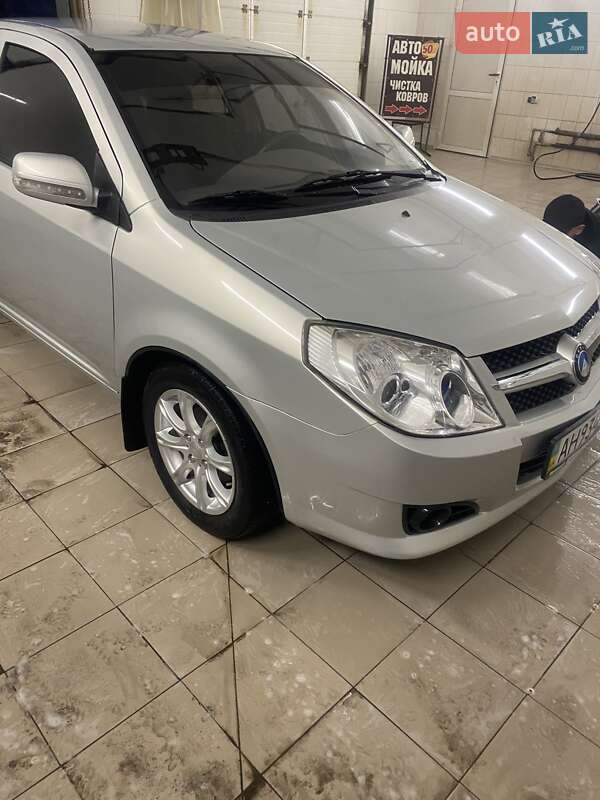 Geely MK 2011