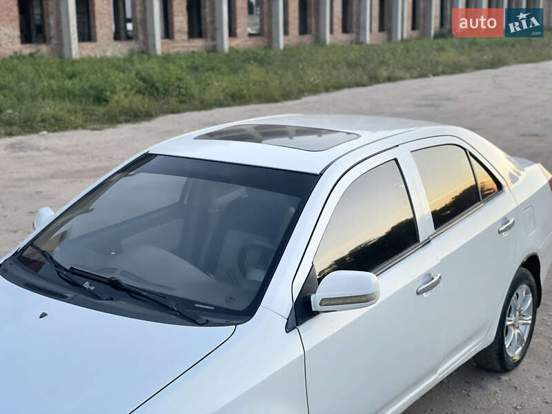 Седан Geely MK 2009 в 