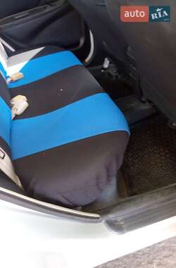Седан Geely MK 2012 в 