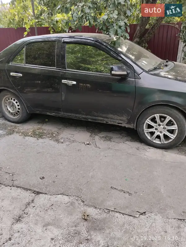 Geely MK