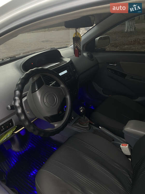 Седан Geely MK 2012 в Каменском фото 9 Седан Geely MK 2012 в Каменском