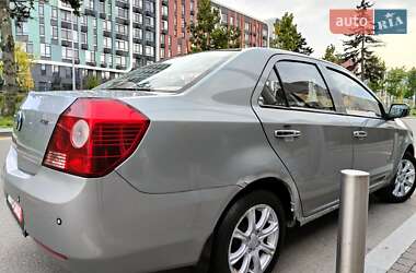 Седан Geely MK 2013 в 