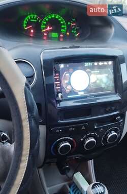 Седан Geely MK 2008 в  фото 7 Седан Geely MK 2008 в