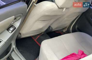 Седан Geely MK 2011 в 