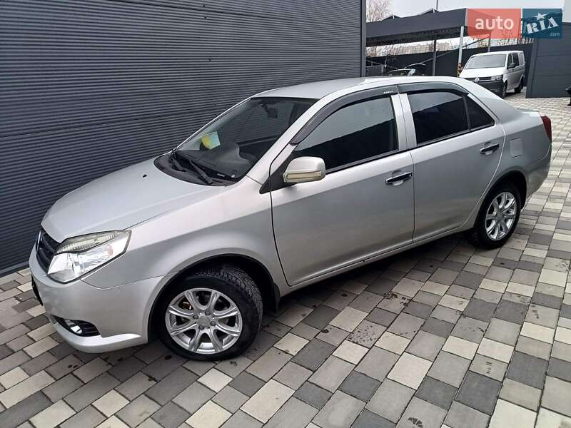 Седан Geely MK 2013 в Глобиному