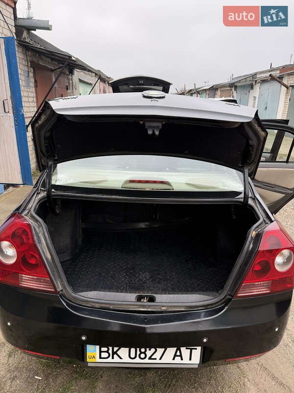 Седан Geely MK 2008 в Вараше