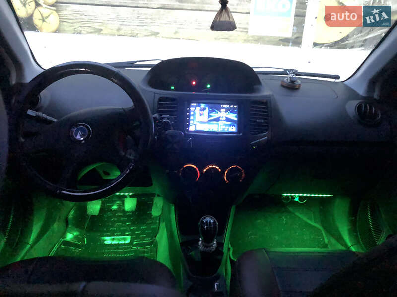 Седан Geely MK 2012 в Шостці