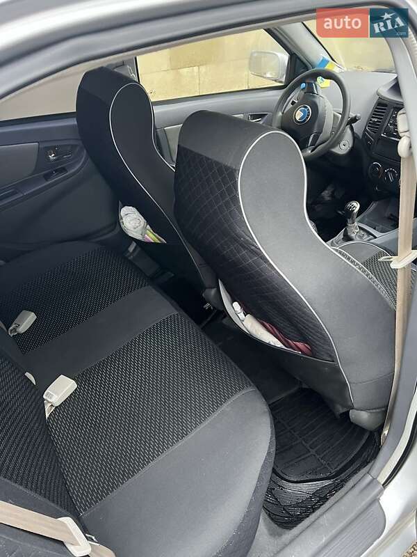 Седан Geely MK 2011 в Петропавловской Борщаговке