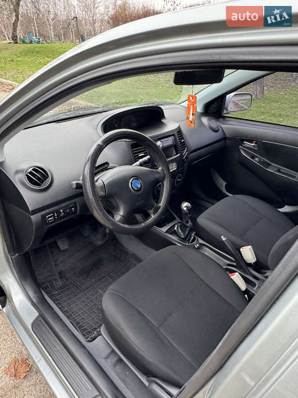 Седан Geely MK 2013 в Запоріжжі