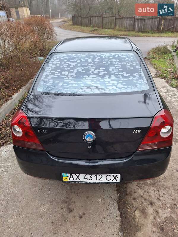Седан Geely MK 2012 в Будах