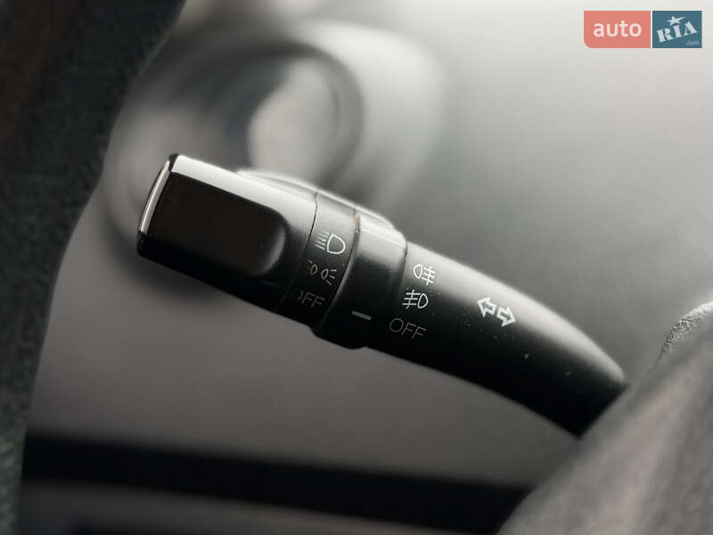 Седан Geely MK 2012 в Шептицькому