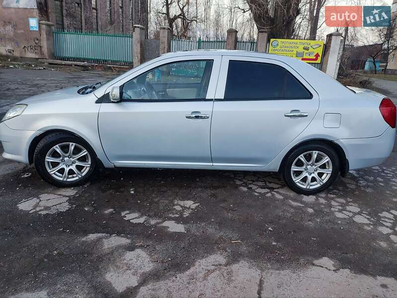 Седан Geely MK 2010 в Кривом Роге