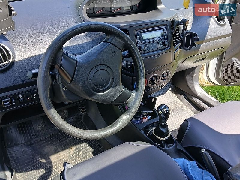Седан Geely MK 2013 в Гадячі