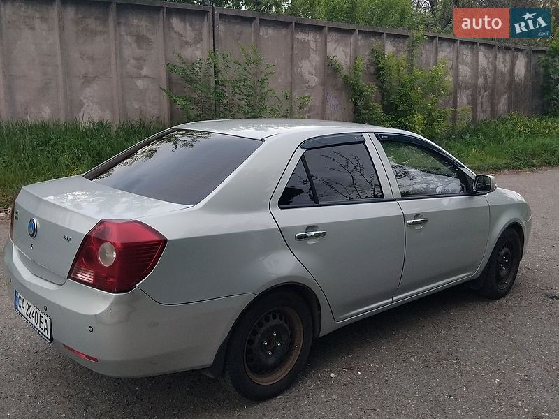 Седан Geely MK 2011 в Смілі