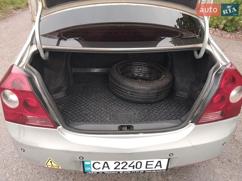 Седан Geely MK 2011 в Смілі