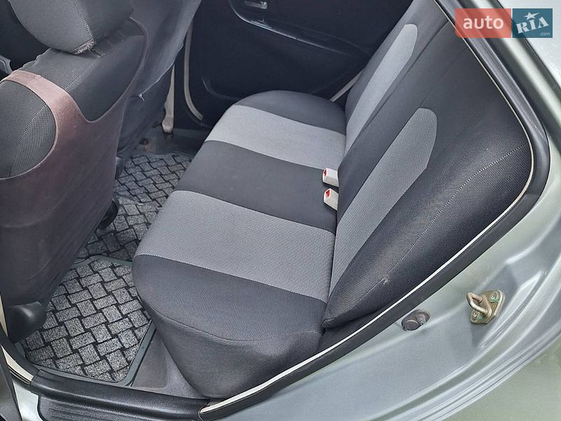 Седан Geely MK 2013 в Львові