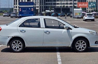 Седан Geely MK 2012 в Буче