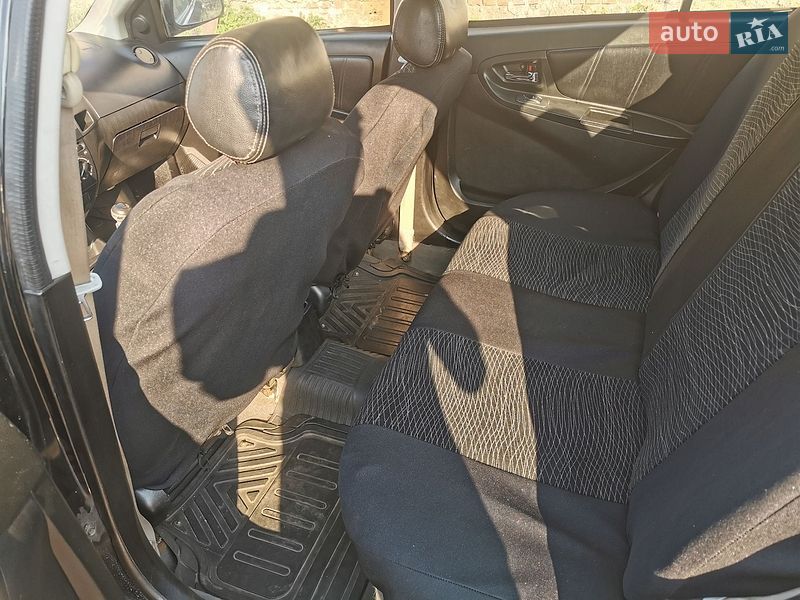 Седан Geely MK 2010 в Львові