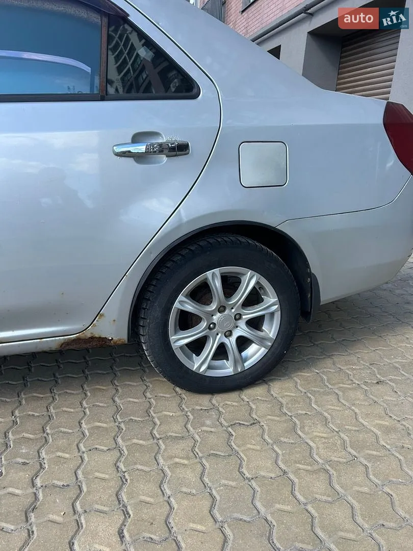 2011 Geely MK - мініатюра 4